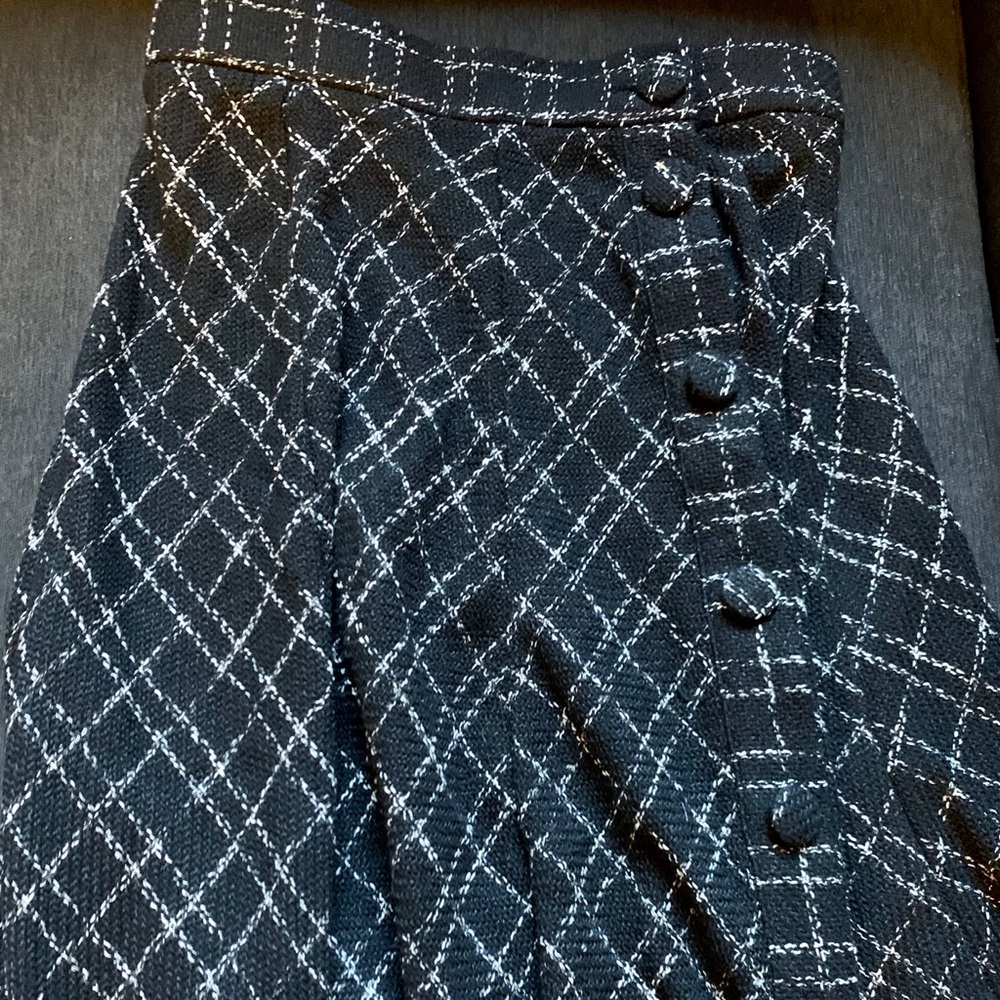 Zara tweed long black/white skirt, w/ buttons, Med
